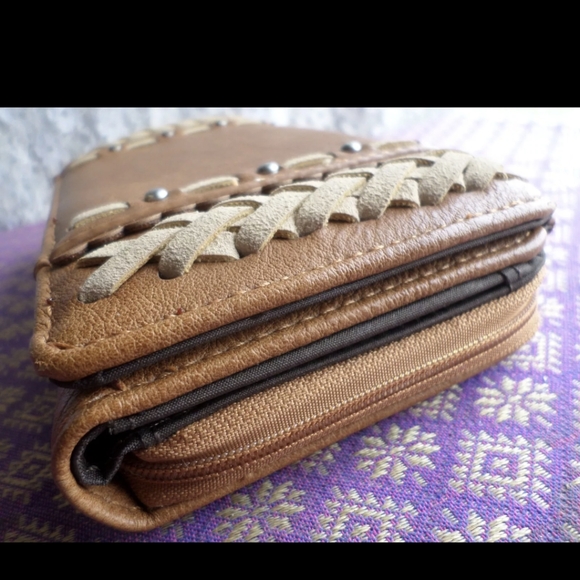 Montana West brown leather zip & snap close wallet braided detail - Picture 3 of 10